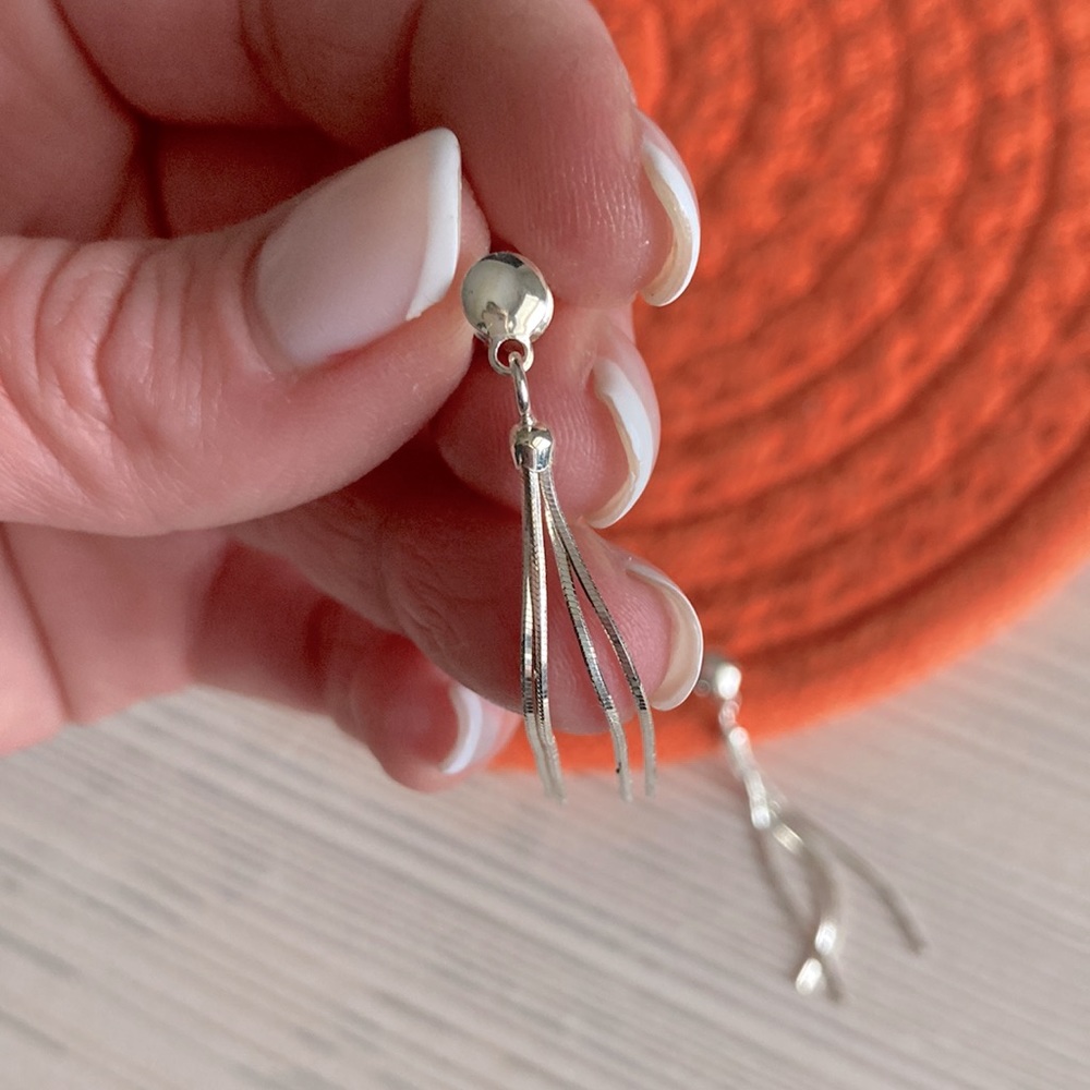 Silver drop earrings - Picture 2 of 6